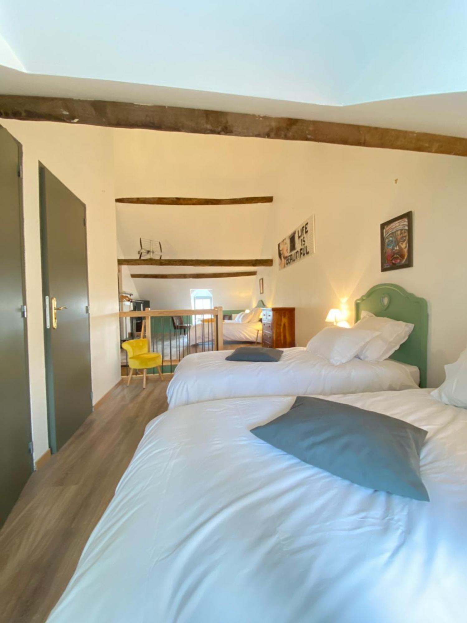 Hotel Au Pont D'Olt Saint-Côme-dʼOlt Pokoj fotografie