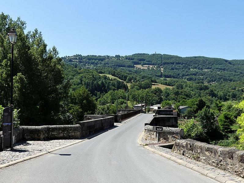 Hotel Au Pont D'Olt Saint-Côme-dʼOlt Exteriér fotografie
