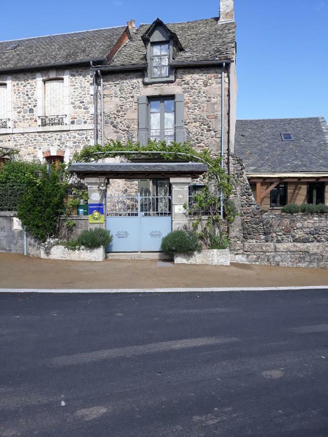 Hotel Au Pont D'Olt Saint-Côme-dʼOlt Exteriér fotografie